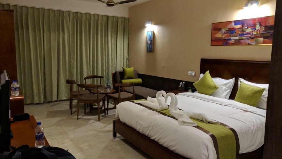 Hotel Sonar Bangla Taki Hasnabad Esterno foto